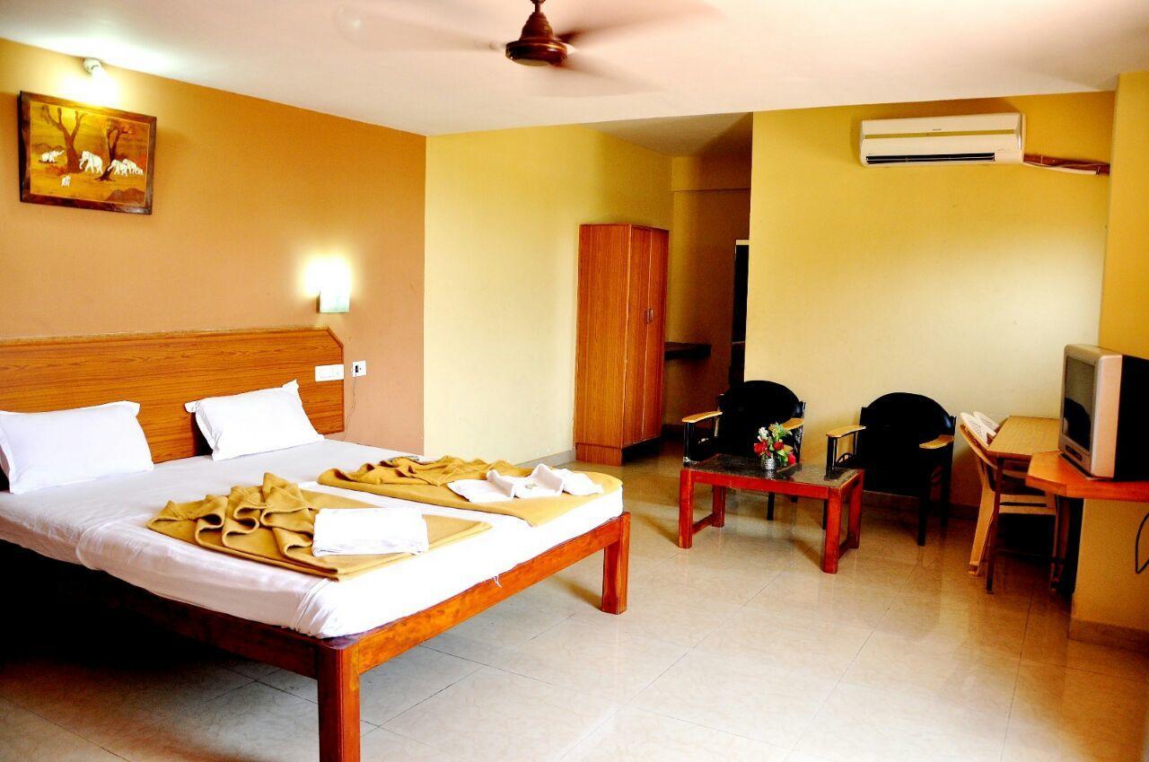 Hotel Sreeya Comforts Mysore Exterior foto
