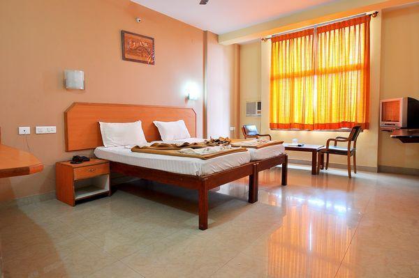 Hotel Sreeya Comforts Mysore Exterior foto