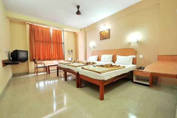 Hotel Sreeya Comforts Mysore Exterior foto